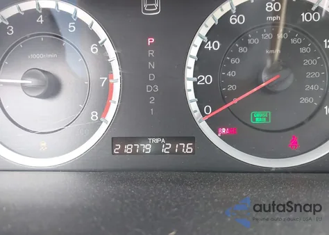 2011 Honda Accord 2.4 Lx-P z USA, uszkodzony, nr VIN 1HGCP2F46BA067652